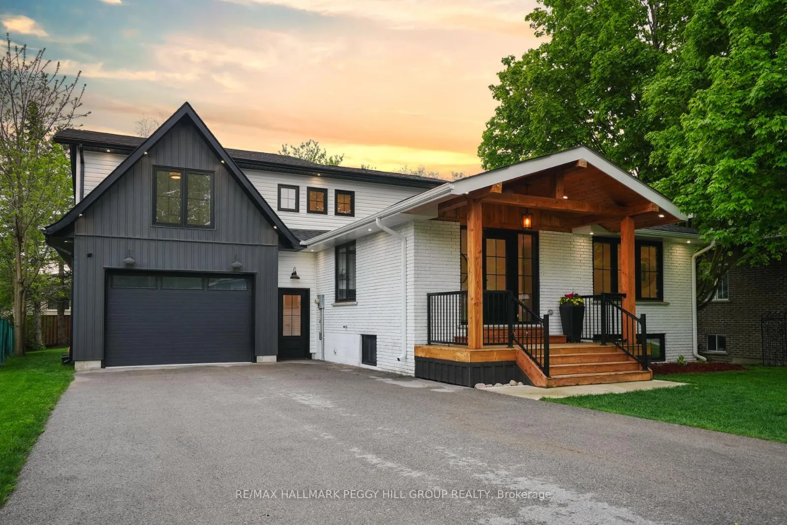 Photo 20 of 12 Centre Street, Innisfil, Cookstown — HOMEH