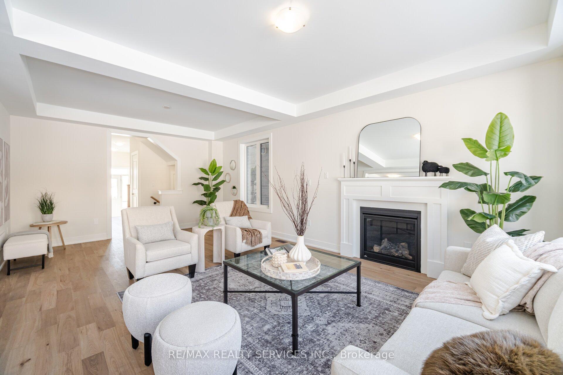 Photo 9 of 141 Henshaw Drive, Kitchener, Mill Courtland Woodside Park — HOMEH