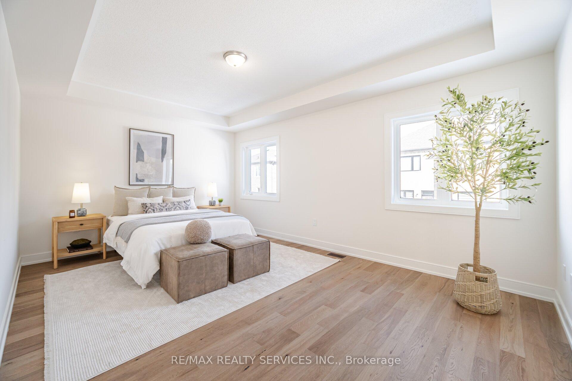Photo 18 of 141 Henshaw Drive, Kitchener, Mill Courtland Woodside Park — HOMEH