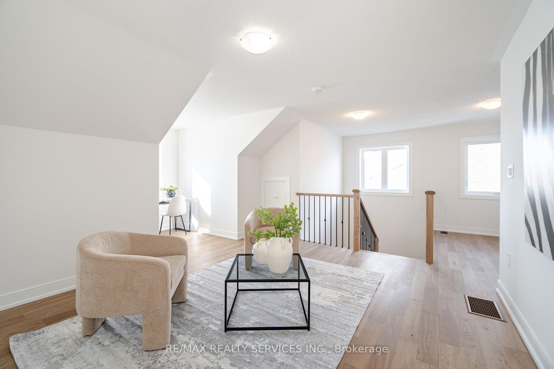 Photo 30 of 141 Henshaw Drive, Kitchener, Mill Courtland Woodside Park — HOMEH