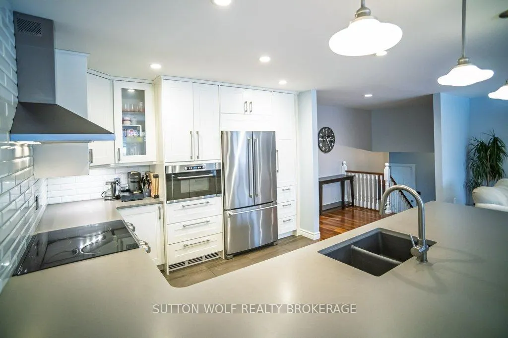 Photo 11 of 358 Drury Lane, Strathroy-Caradoc, NW — HOMEH