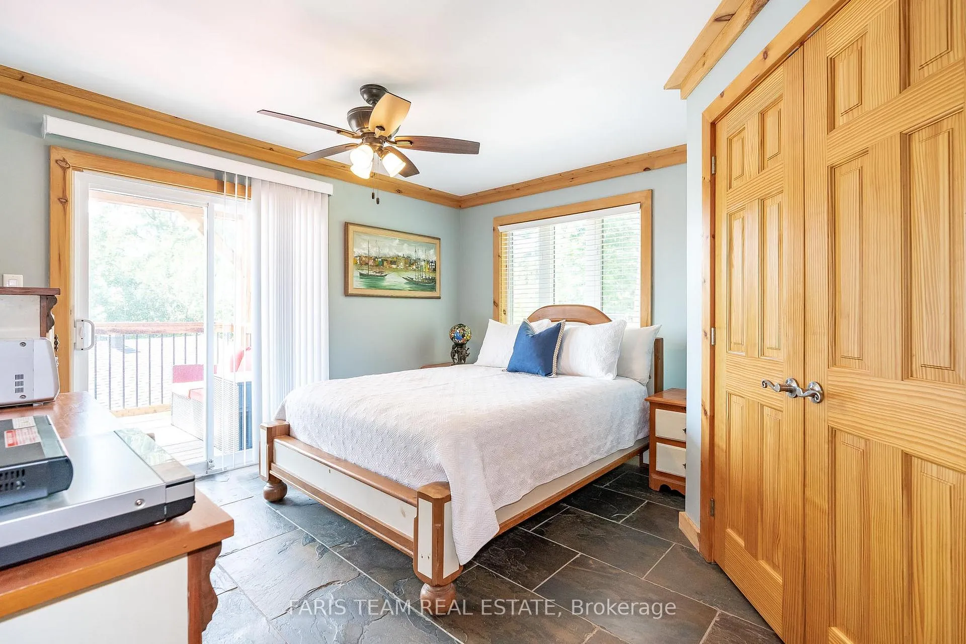 Photo 11 of 774 Lafontaine Road W, Tiny, Rural Tiny — HOMEH