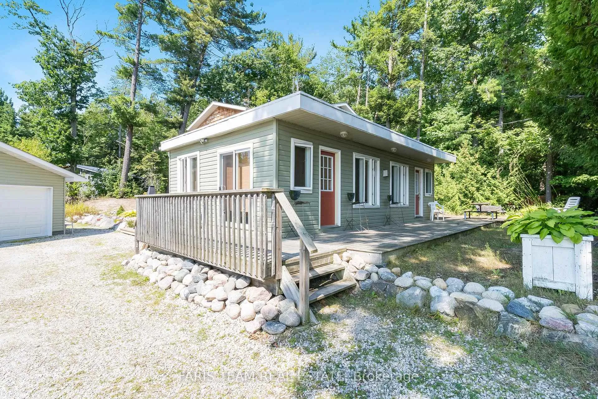 Photo 25 of 774 Lafontaine Road W, Tiny, Rural Tiny — HOMEH