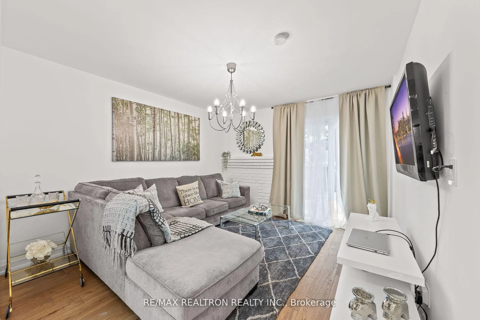 Photo 16 of 14 Mortimer Court, Vaughan, Crestwood-Springfarm-Yorkhill — HOMEH