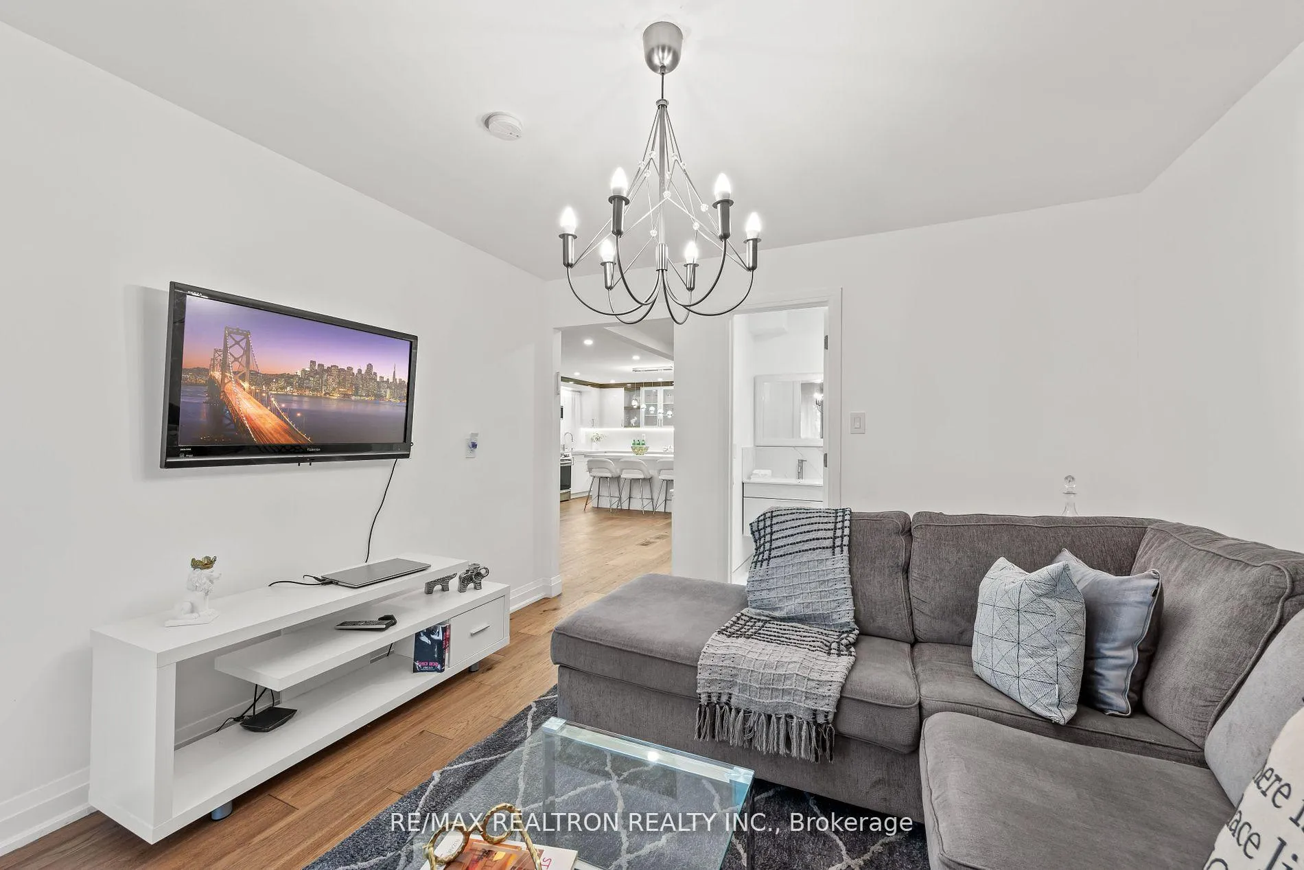Photo 18 of 14 Mortimer Court, Vaughan, Crestwood-Springfarm-Yorkhill — HOMEH