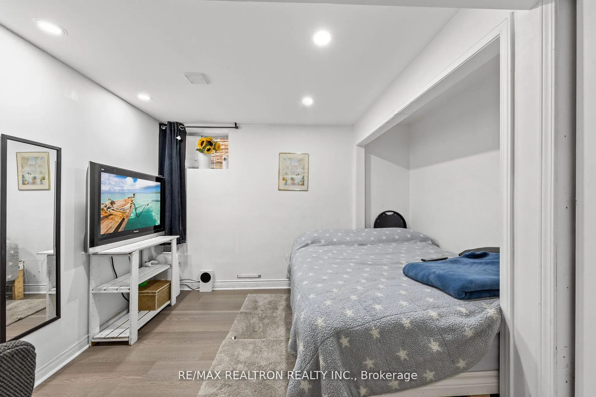 Photo 32 of 14 Mortimer Court, Vaughan, Crestwood-Springfarm-Yorkhill — HOMEH