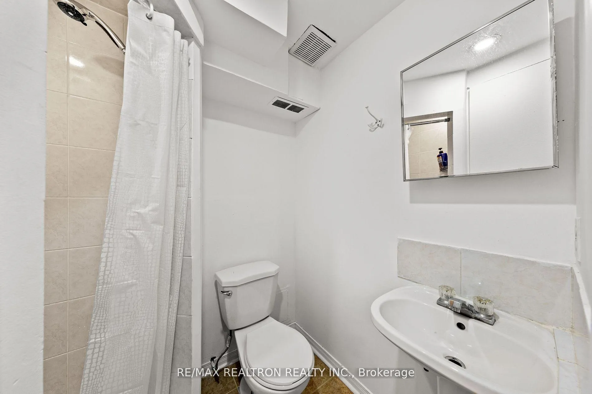 Photo 36 of 14 Mortimer Court, Vaughan, Crestwood-Springfarm-Yorkhill — HOMEH