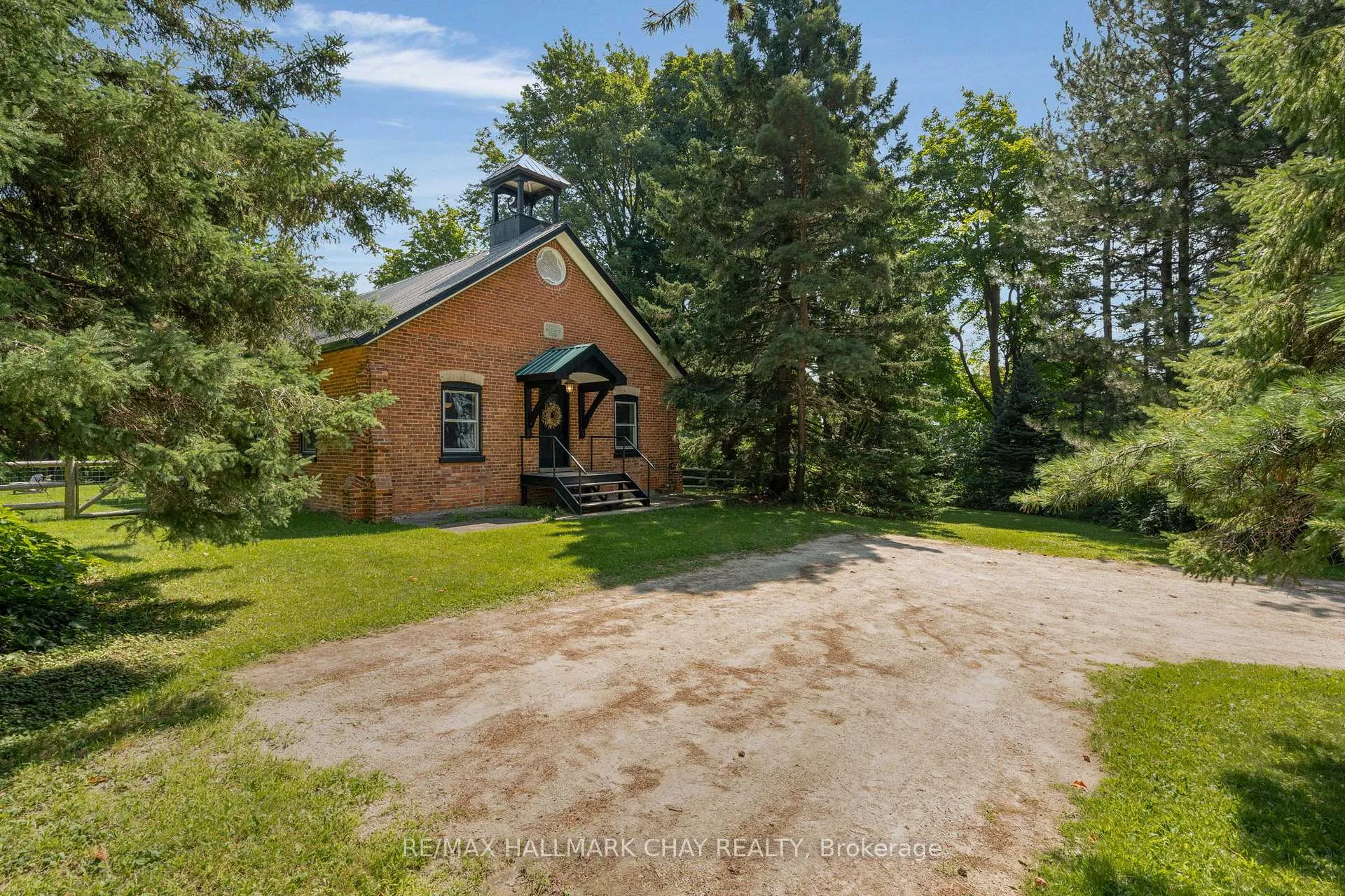 Photo 3 of 2583 County Road 42, Clearview, Stayner — HOMEH