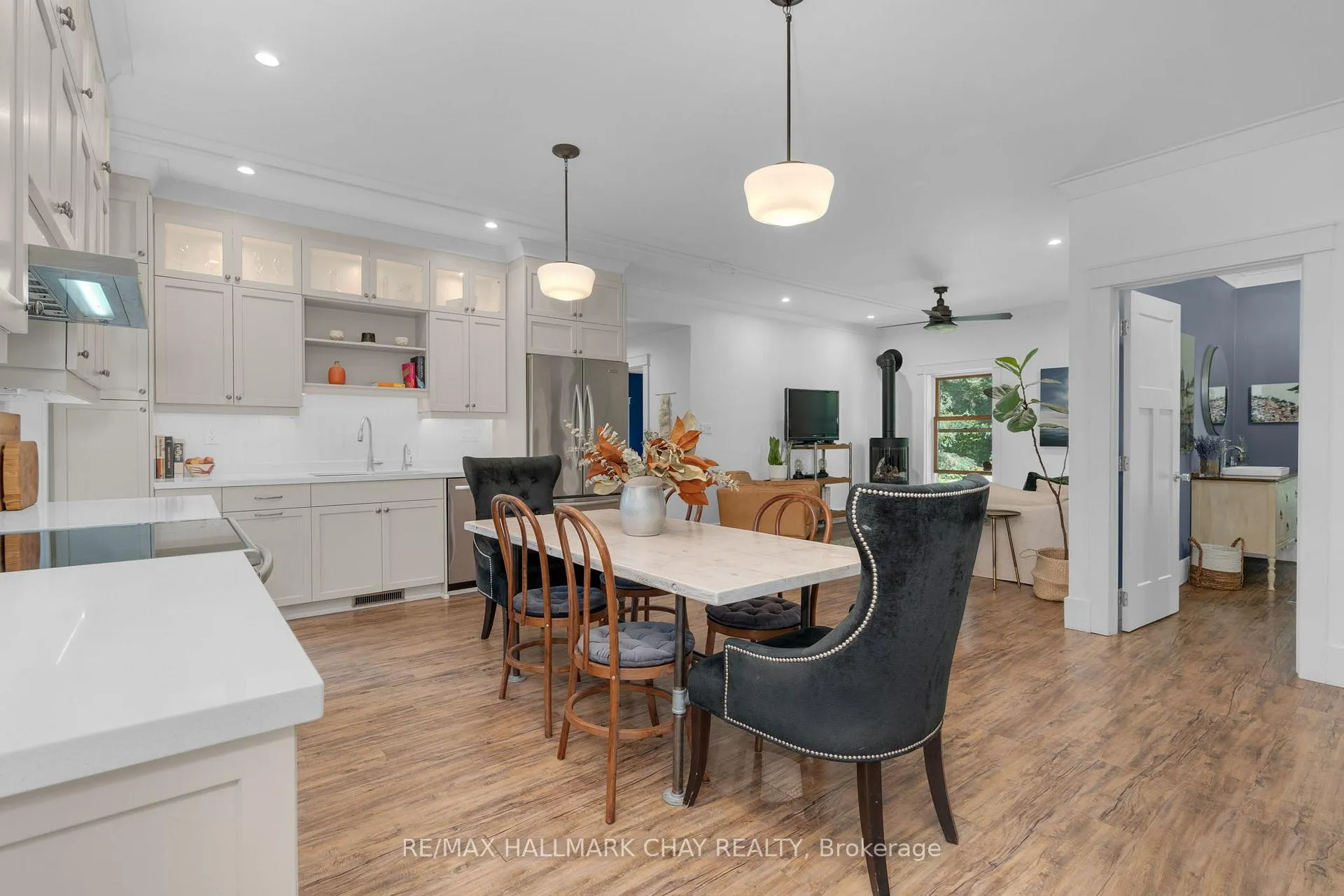 Photo 17 of 2583 County Road 42, Clearview, Stayner — HOMEH