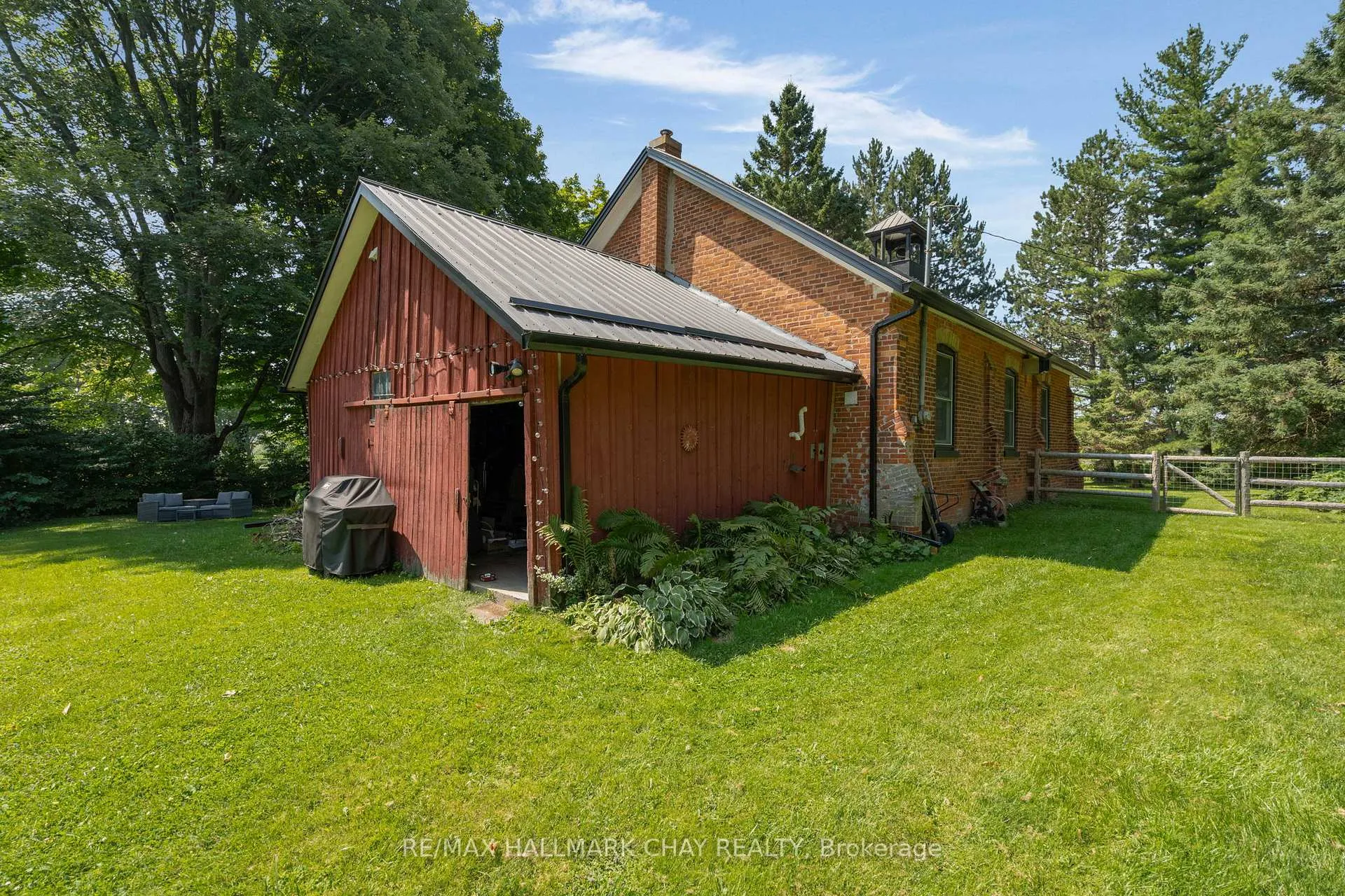 Photo 33 of 2583 County Road 42, Clearview, Stayner — HOMEH