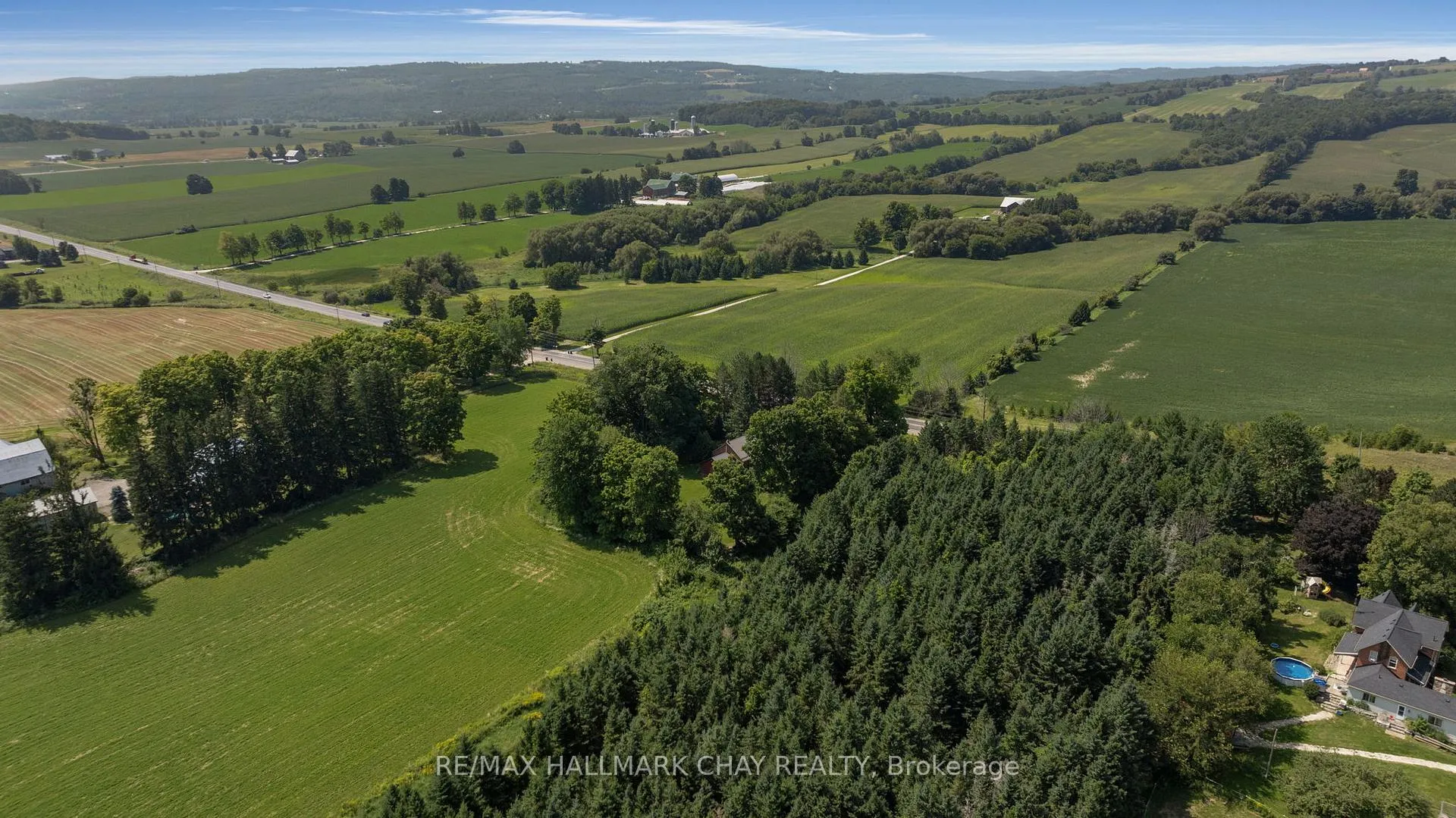 Photo 40 of 2583 County Road 42, Clearview, Stayner — HOMEH