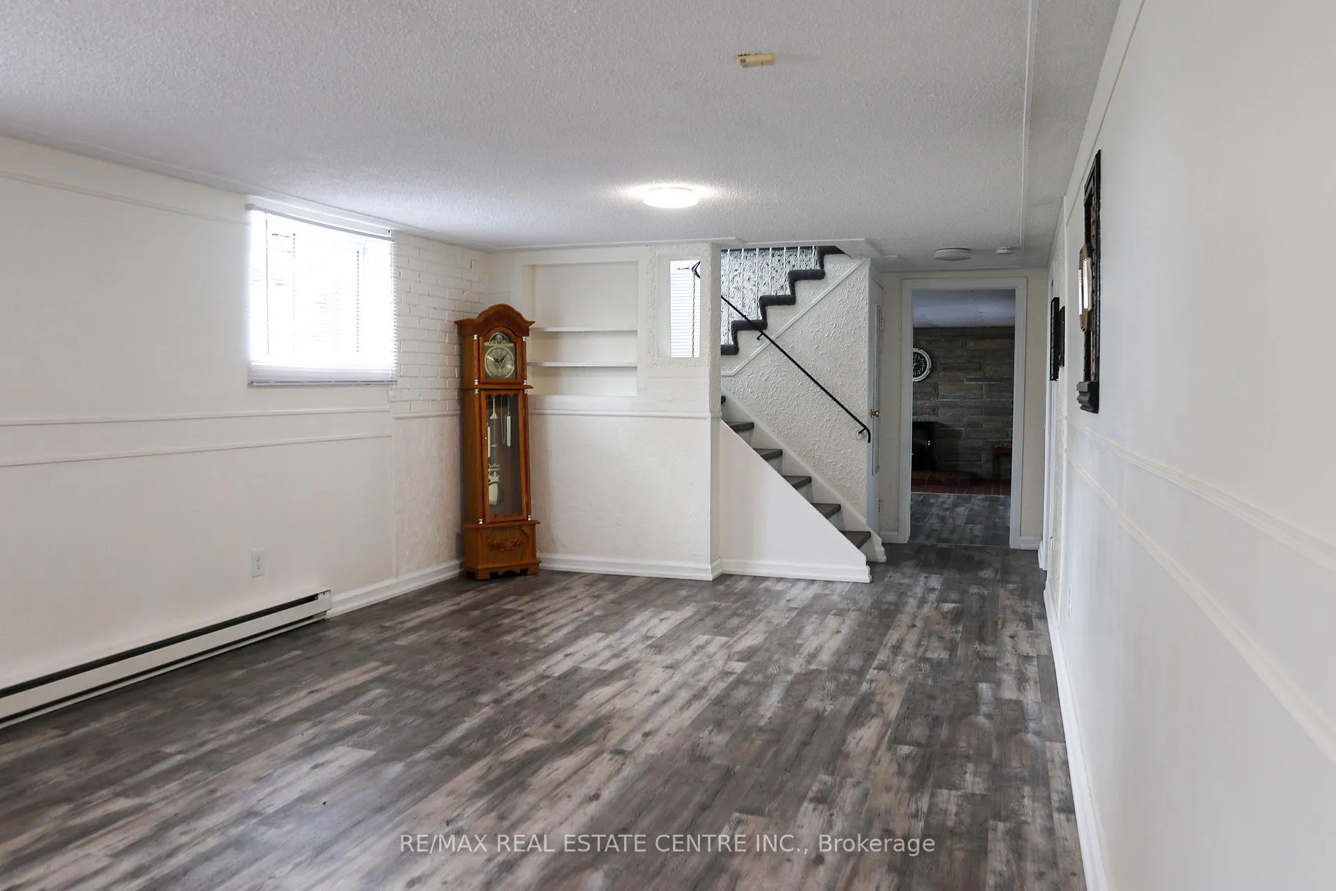 Photo 25 of 2 Kingsland Avenue, Mulmur, Rural Mulmur — HOMEH