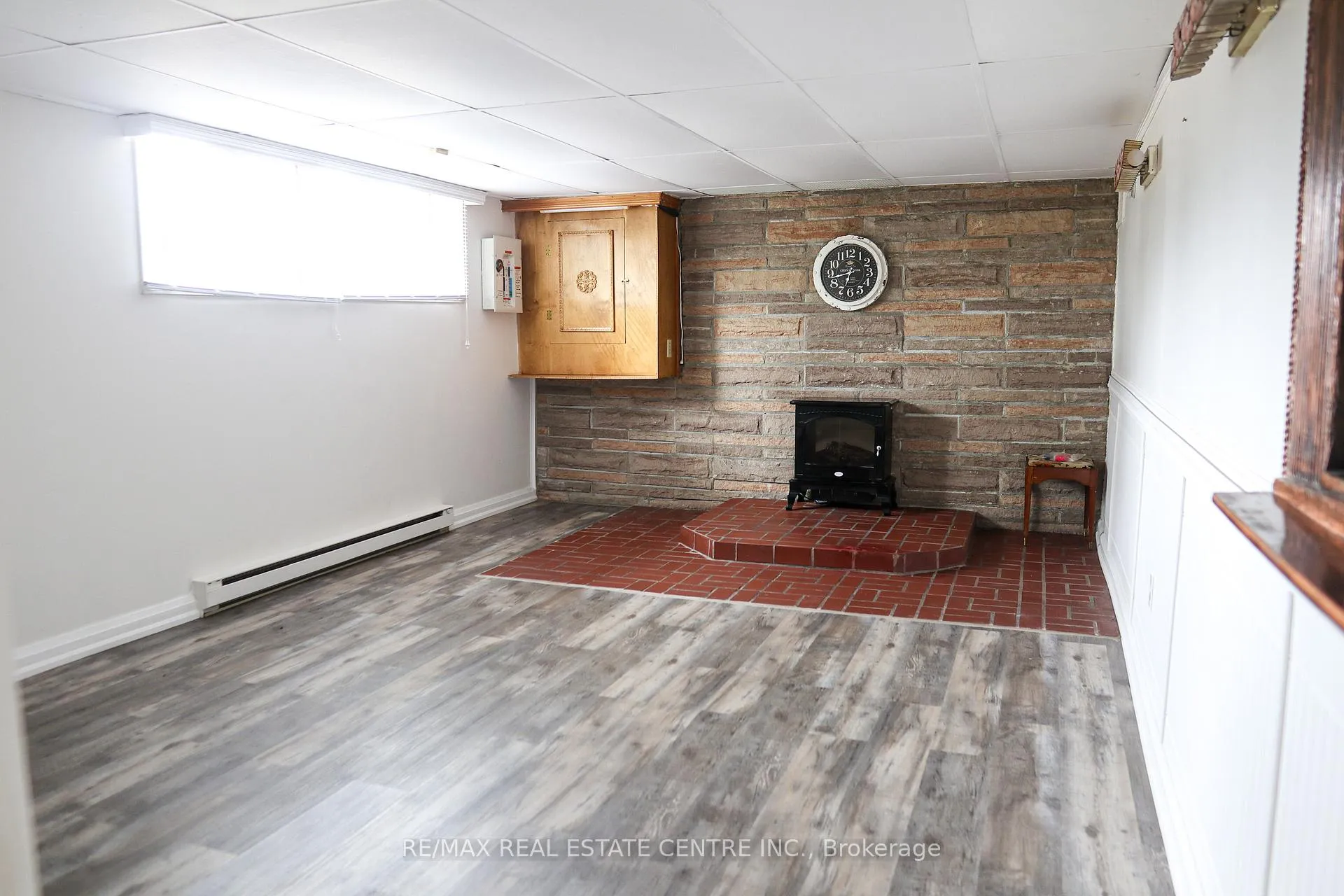 Photo 26 of 2 Kingsland Avenue, Mulmur, Rural Mulmur — HOMEH