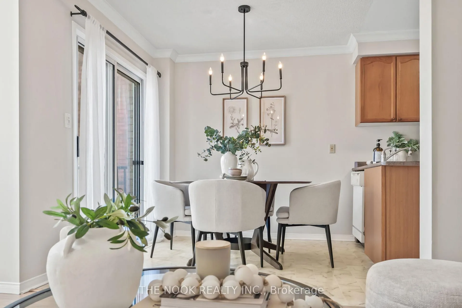 Photo 11 of 35 Wilkins Crescent, Clarington, Courtice — HOMEH