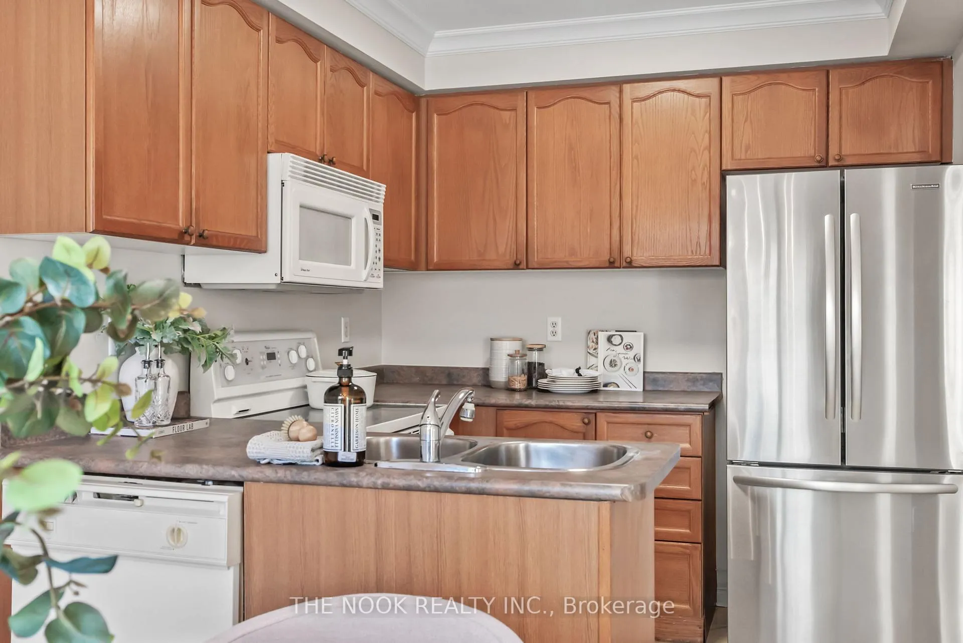 Photo 15 of 35 Wilkins Crescent, Clarington, Courtice — HOMEH