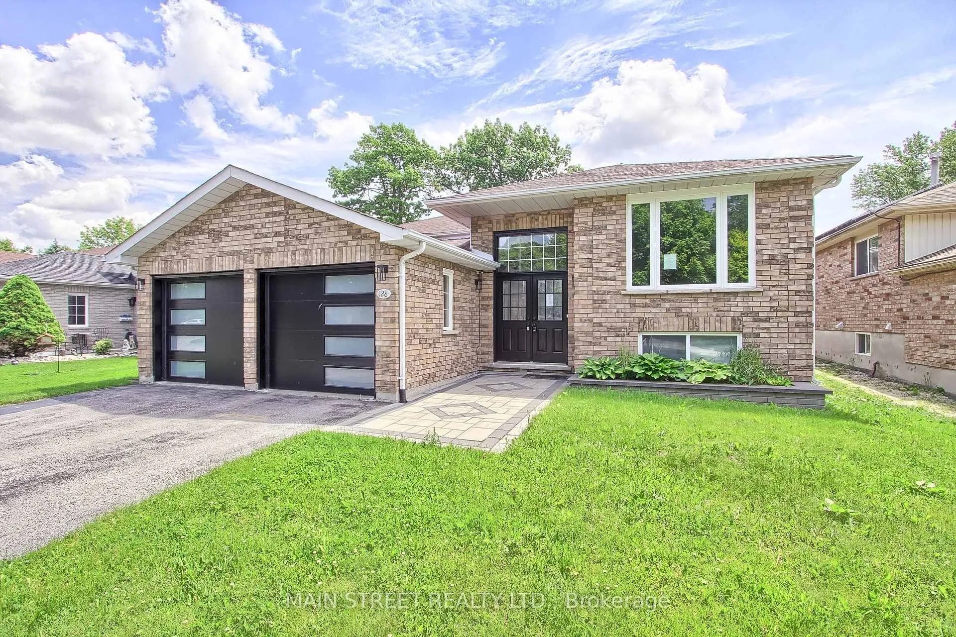 Photo 1 of 128 Emms Drive, Barrie, Holly — HOMEH