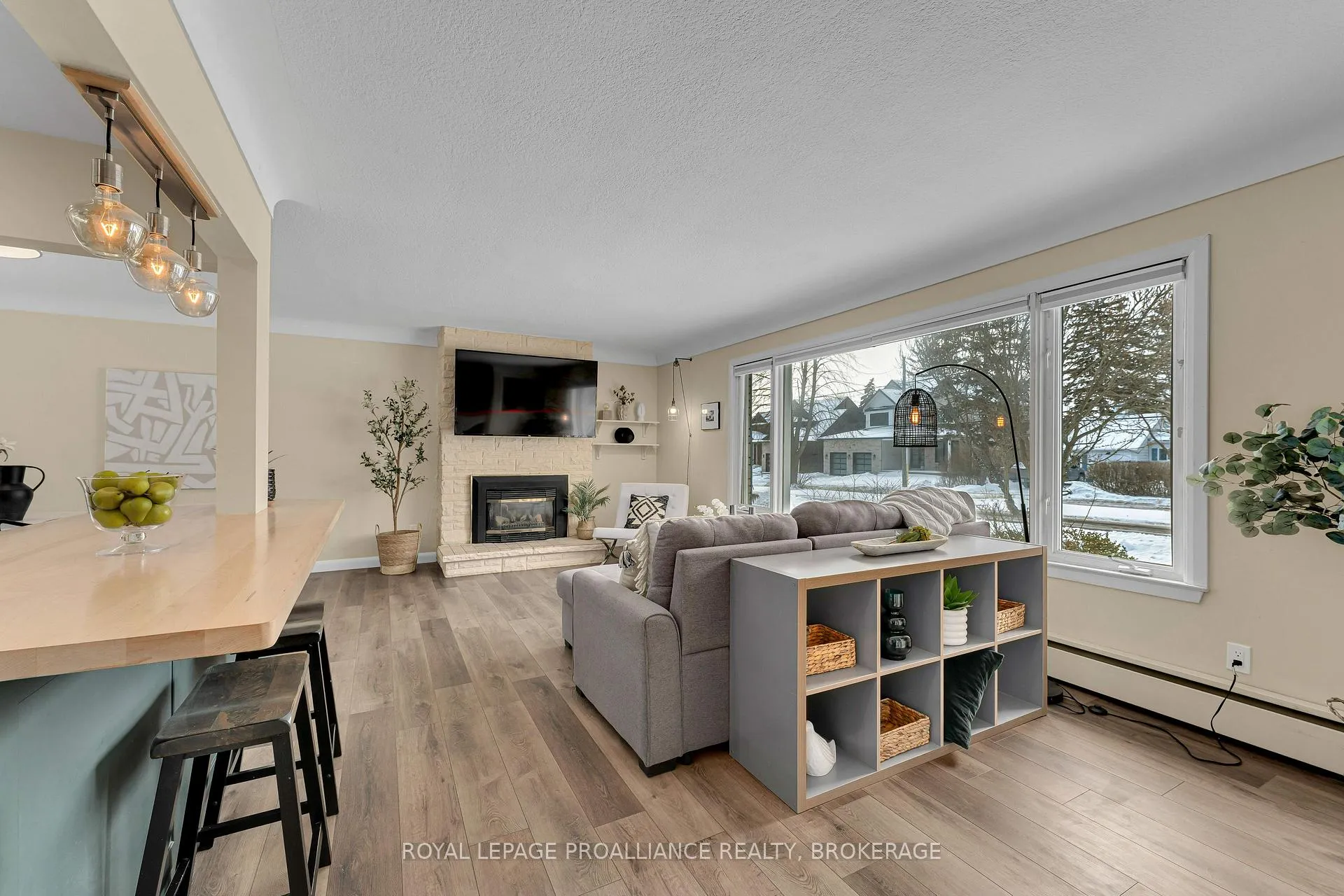 Photo 5 of 10 Crerar Boulevard, Kingston, City Southwest — HOMEH