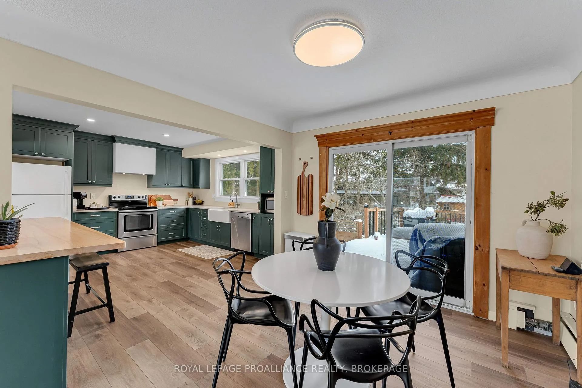 Photo 7 of 10 Crerar Boulevard, Kingston, City Southwest — HOMEH