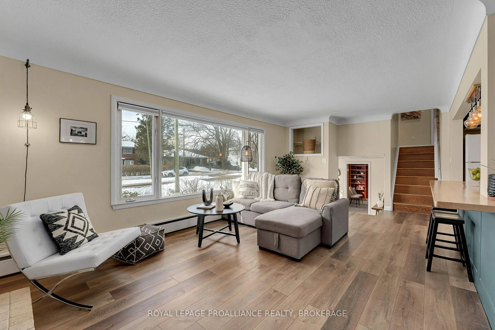 Photo 9 of 10 Crerar Boulevard, Kingston, City Southwest — HOMEH