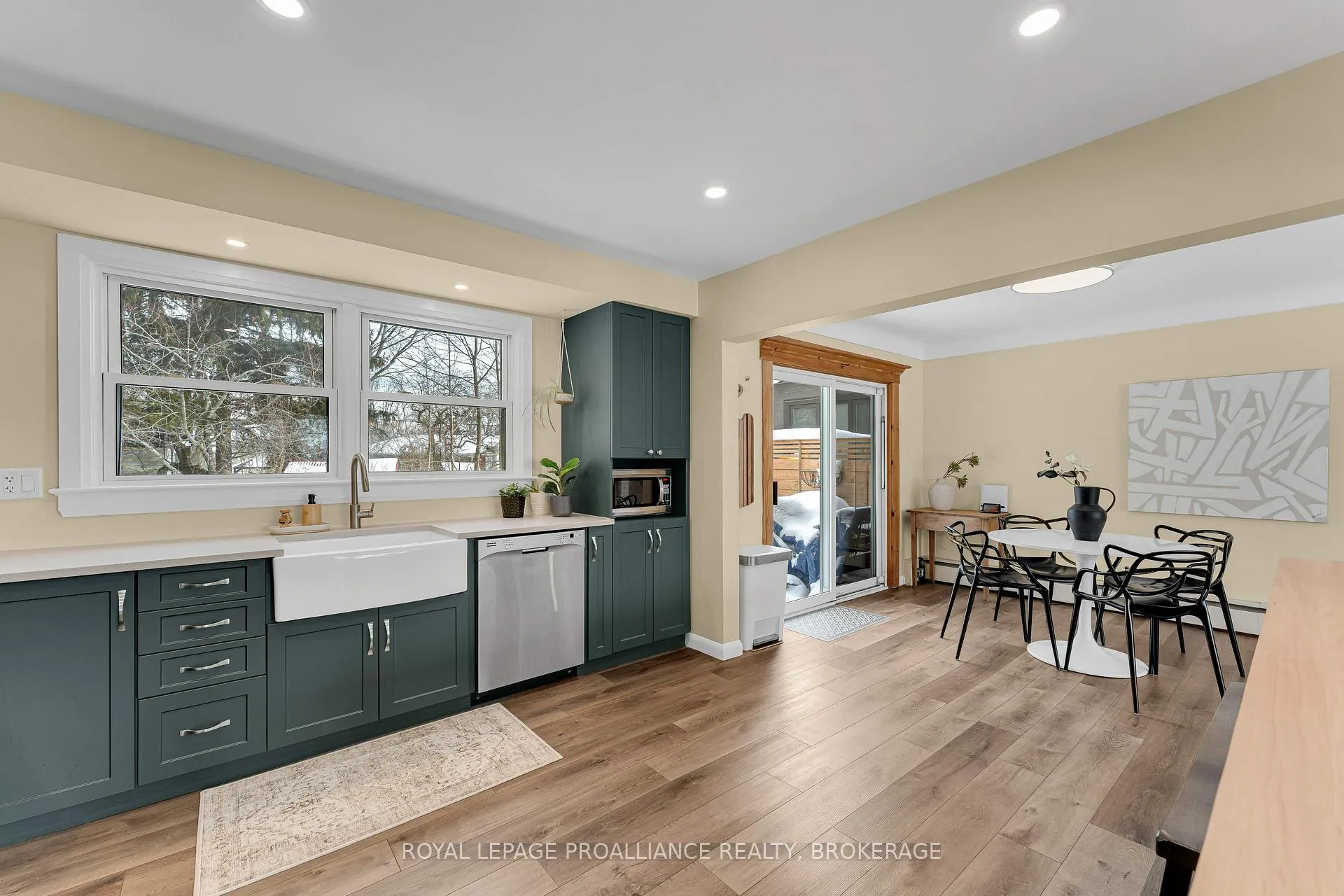 Photo 12 of 10 Crerar Boulevard, Kingston, City Southwest — HOMEH