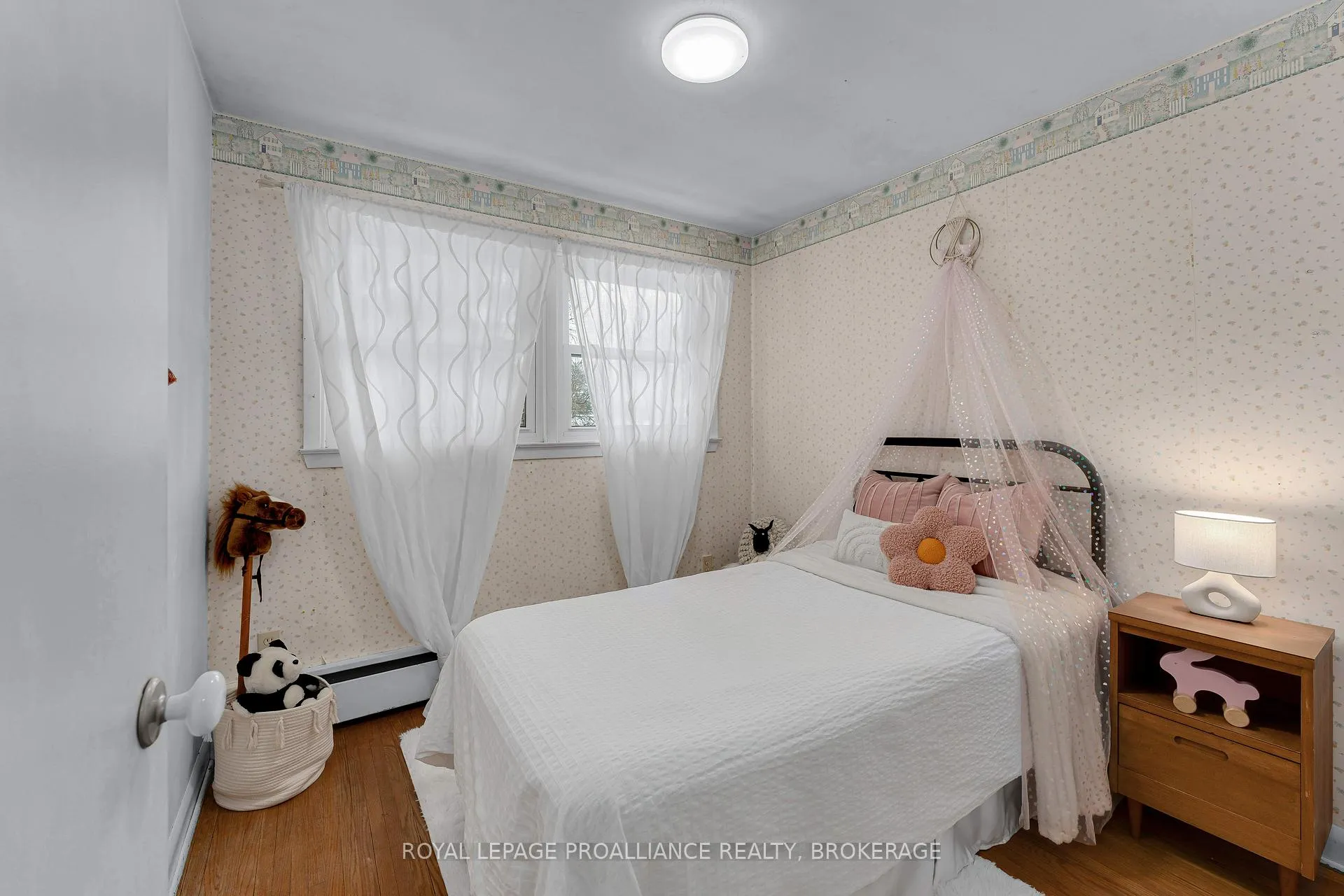 Photo 20 of 10 Crerar Boulevard, Kingston, City Southwest — HOMEH