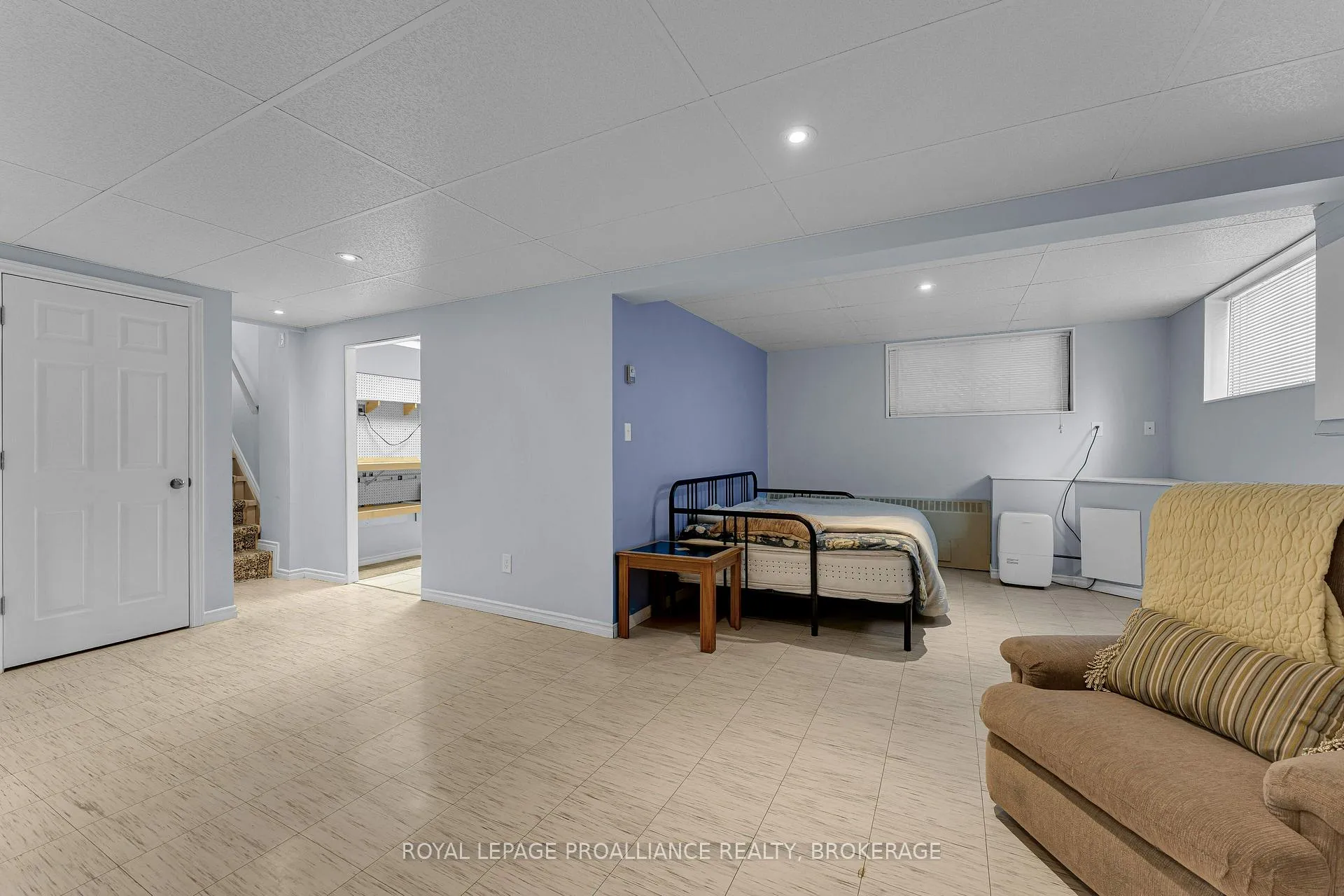 Photo 35 of 10 Crerar Boulevard, Kingston, City Southwest — HOMEH