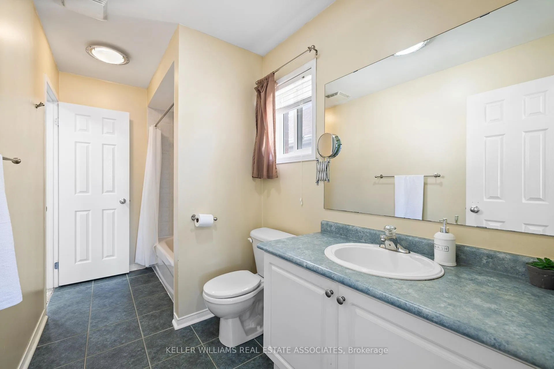 Photo 29 of 1448 Forest Street, Innisfil, Alcona — HOMEH
