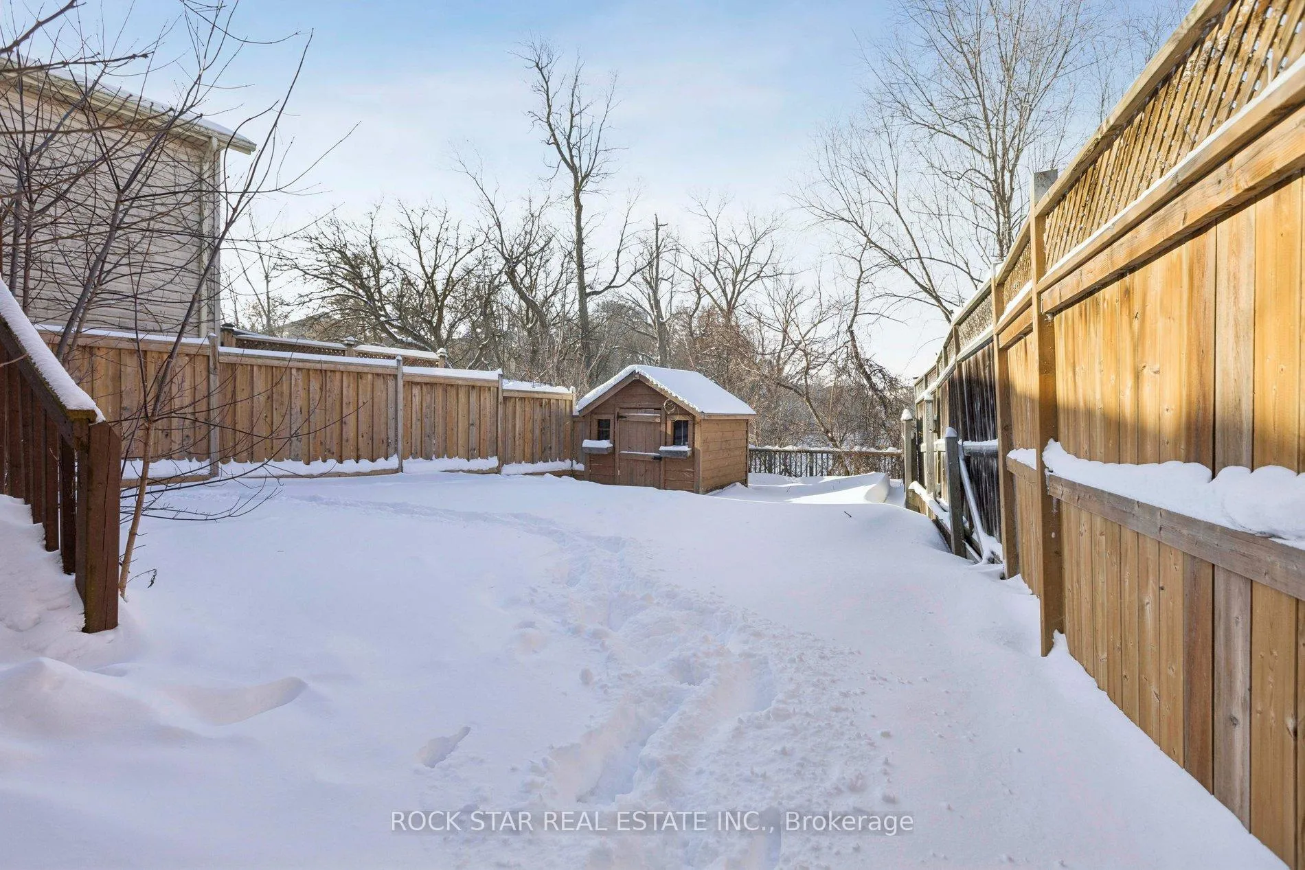 Photo 22 of 64 Dawn Ridge Drive, Kitchener — HOMEH