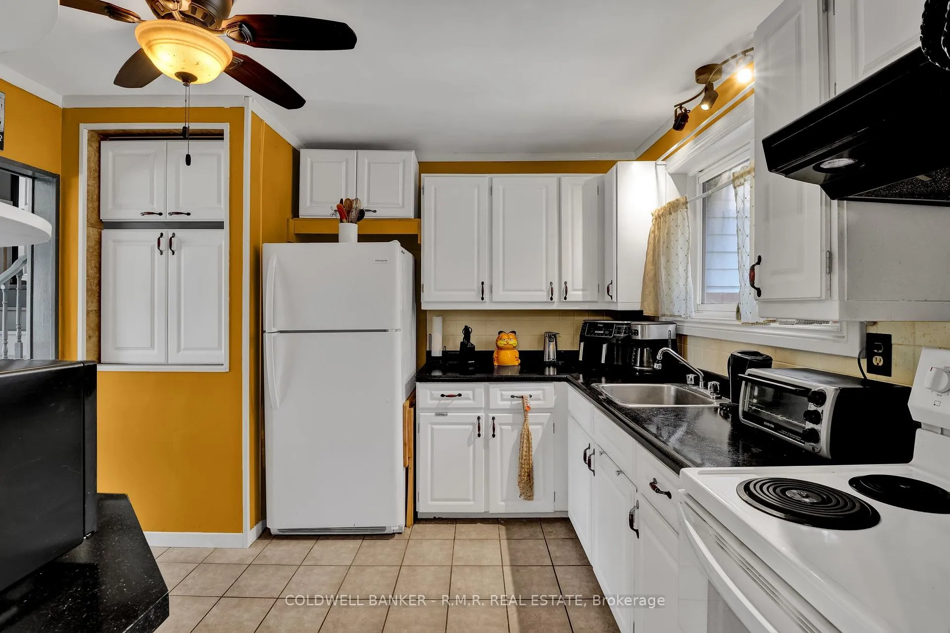 Photo 8 of 856 Florell Drive, Oshawa, Donevan — HOMEH