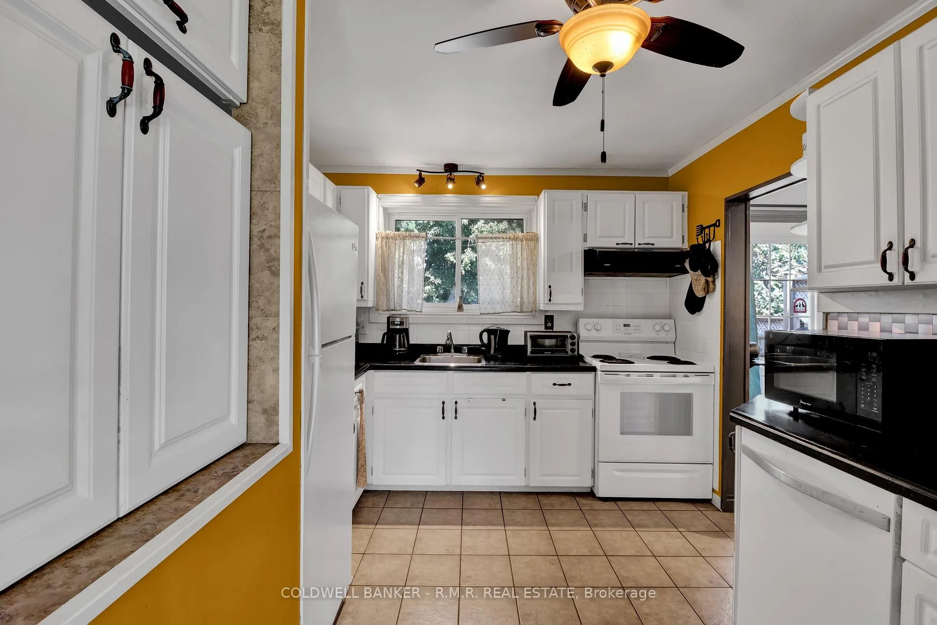 Photo 9 of 856 Florell Drive, Oshawa, Donevan — HOMEH