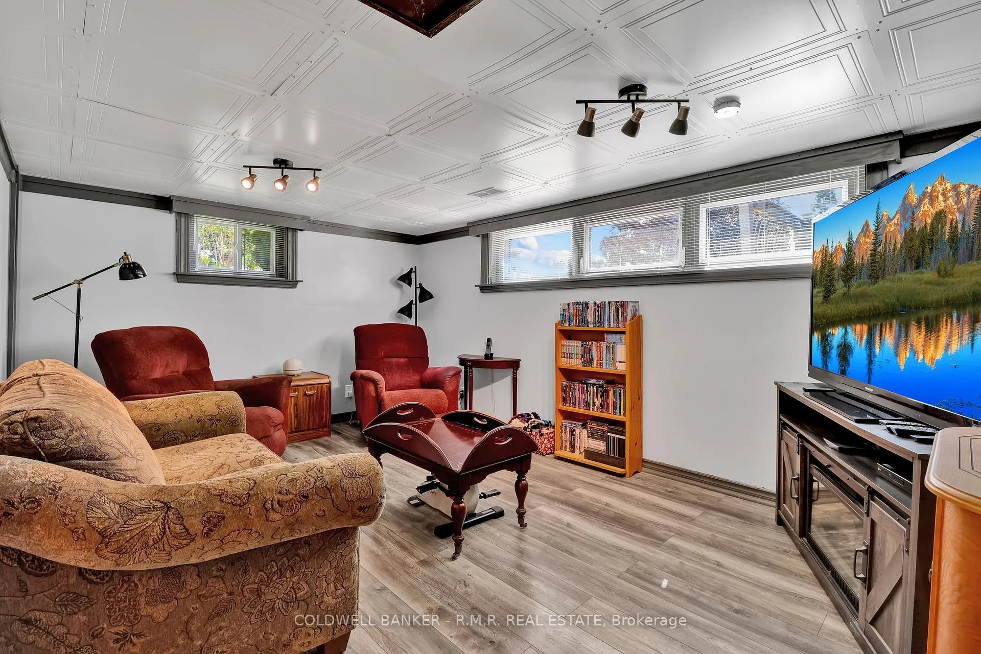 Photo 24 of 856 Florell Drive, Oshawa, Donevan — HOMEH