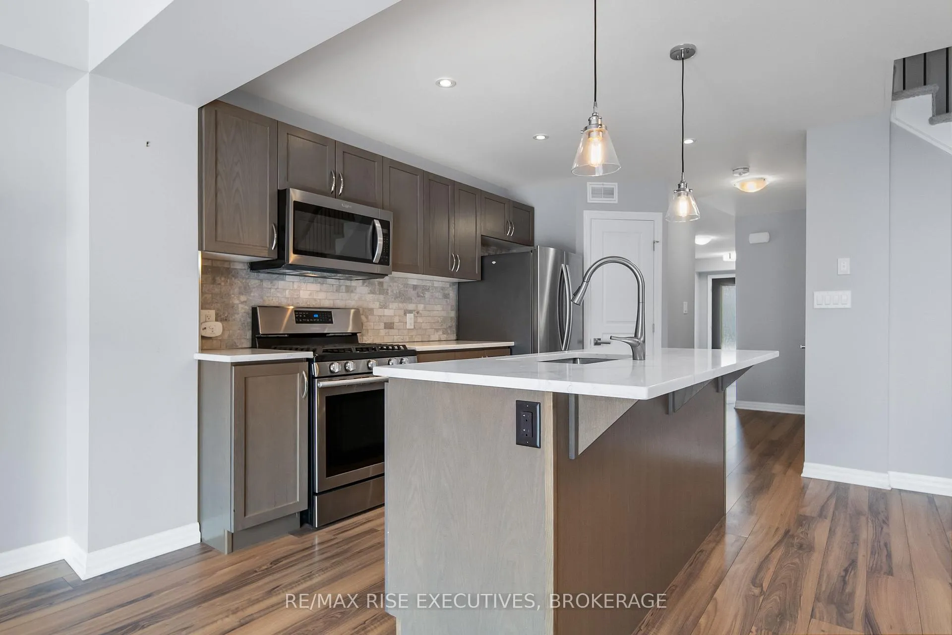 Photo 9 of 1369 Tremont Drive, Kingston, City Northwest — HOMEH