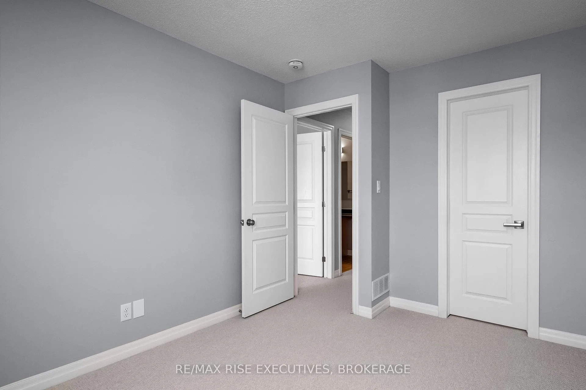 Photo 31 of 1369 Tremont Drive, Kingston, City Northwest — HOMEH