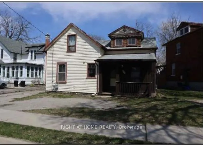 Front of 42 Rich Avenue