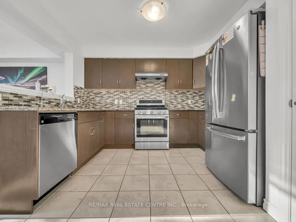Photo 10 of 144 Summit Ridge Drive, Guelph, Grange Road — HOMEH