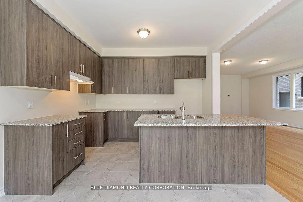 Photo 5 of 637 Fullum Landing, Milton, Cobban — HOMEH