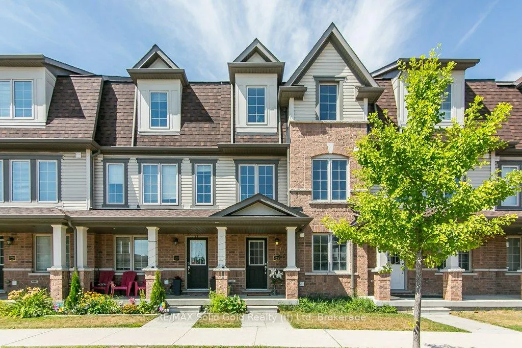 Front of 386 Linden Drive