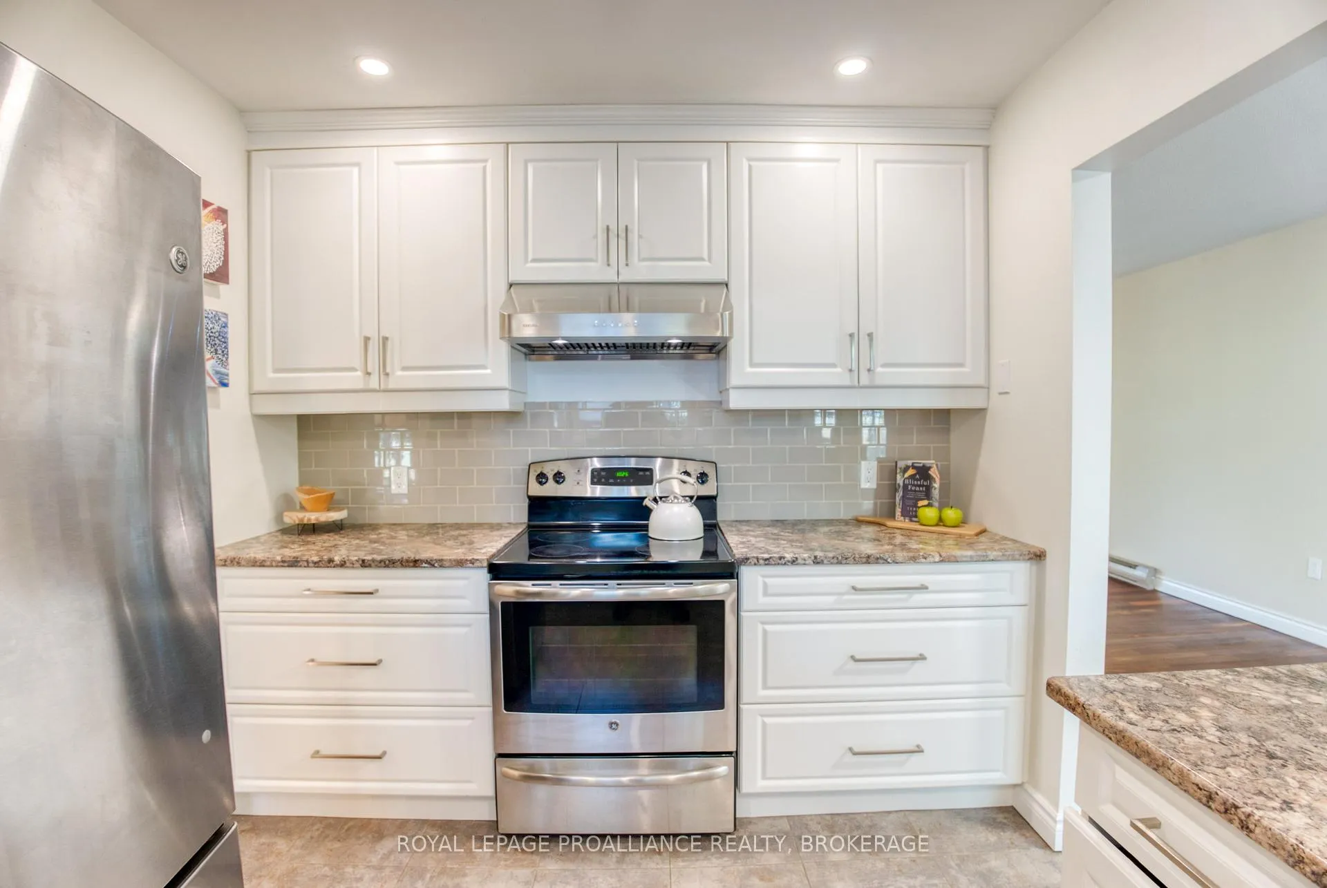 Photo 15 of 2851B Rutledge Road, Frontenac, Frontenac South — HOMEH