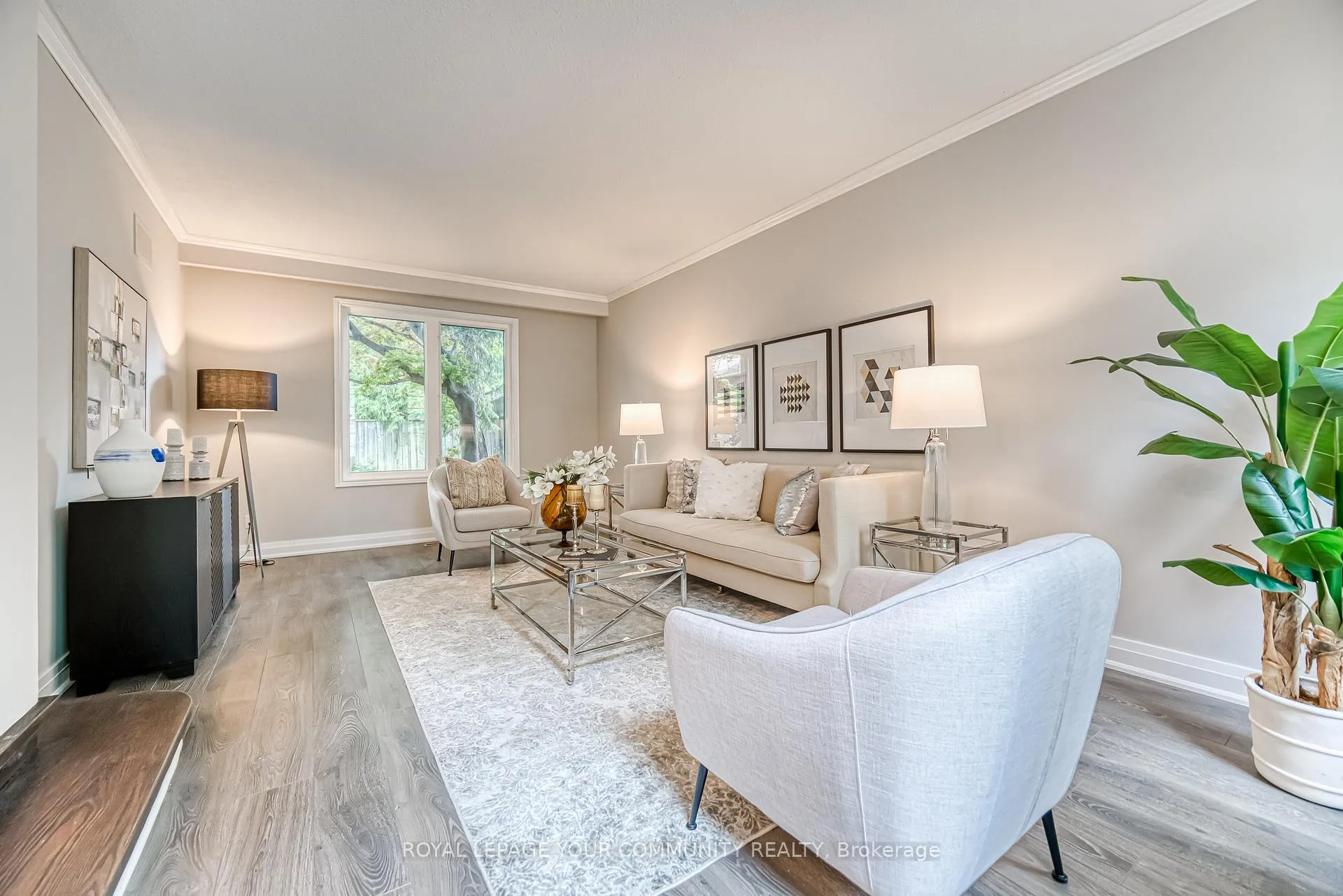 Photo 5 of 14 Julia Street, Markham, Thornhill — HOMEH