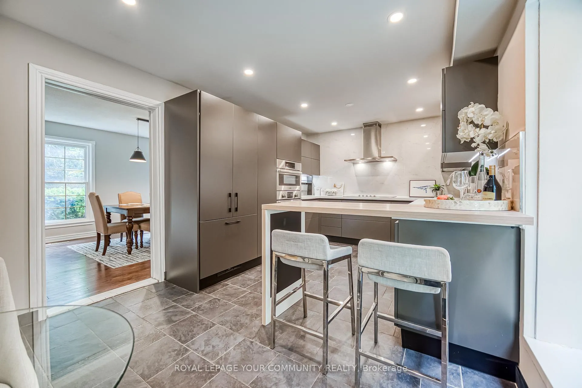 Photo 13 of 14 Julia Street, Markham, Thornhill — HOMEH
