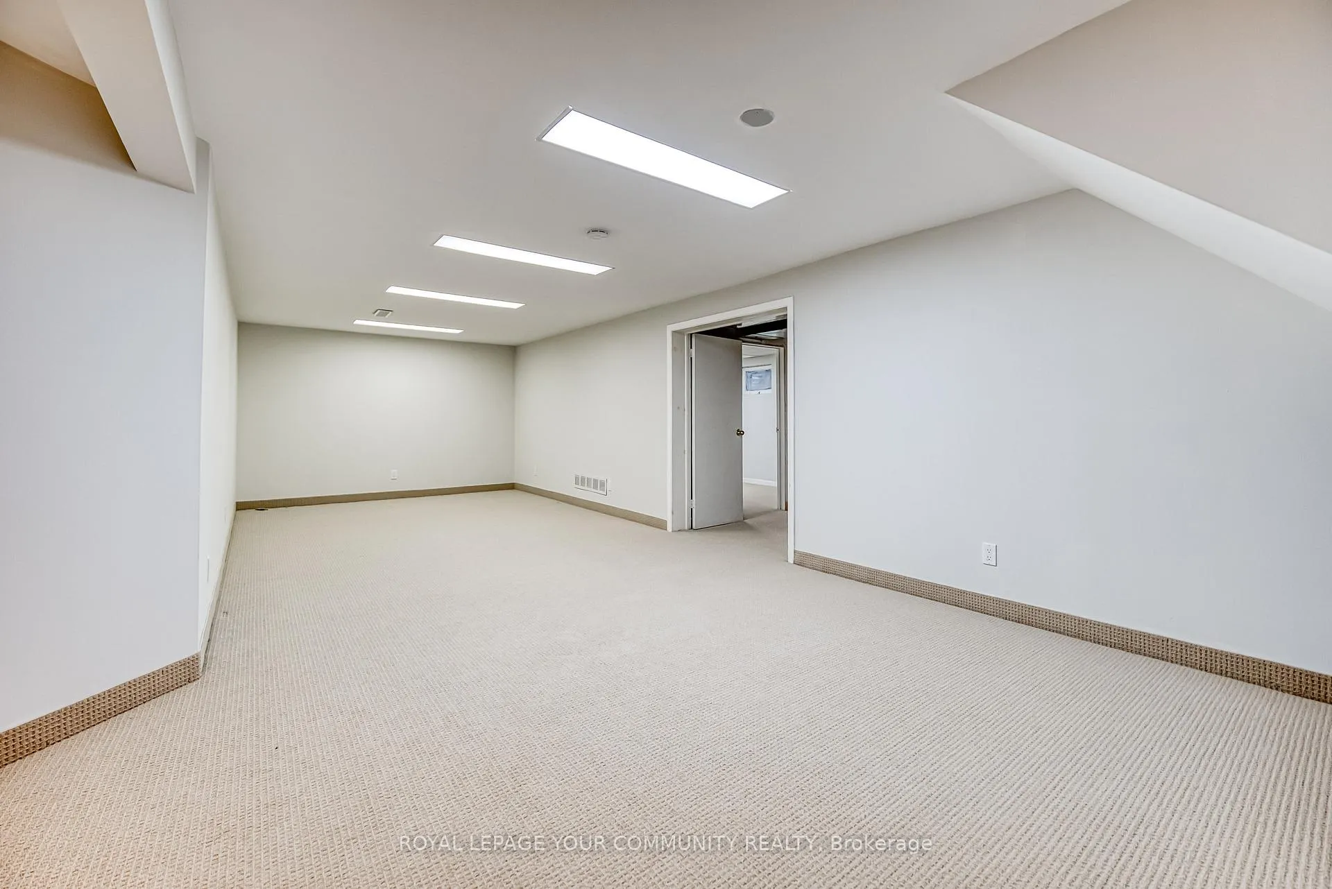 Photo 27 of 14 Julia Street, Markham, Thornhill — HOMEH