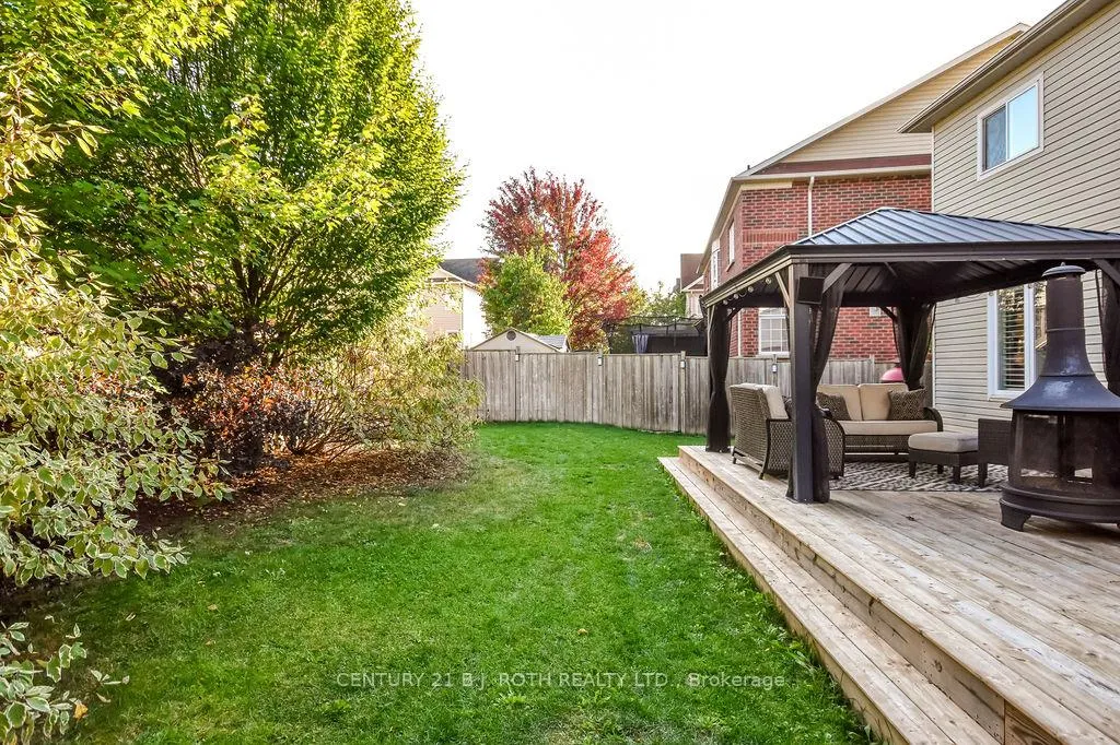 Photo 43 of 63 The Queensway, Barrie, Innis-Shore — HOMEH