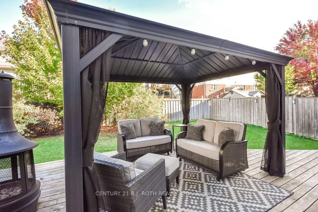 Photo 44 of 63 The Queensway, Barrie, Innis-Shore — HOMEH