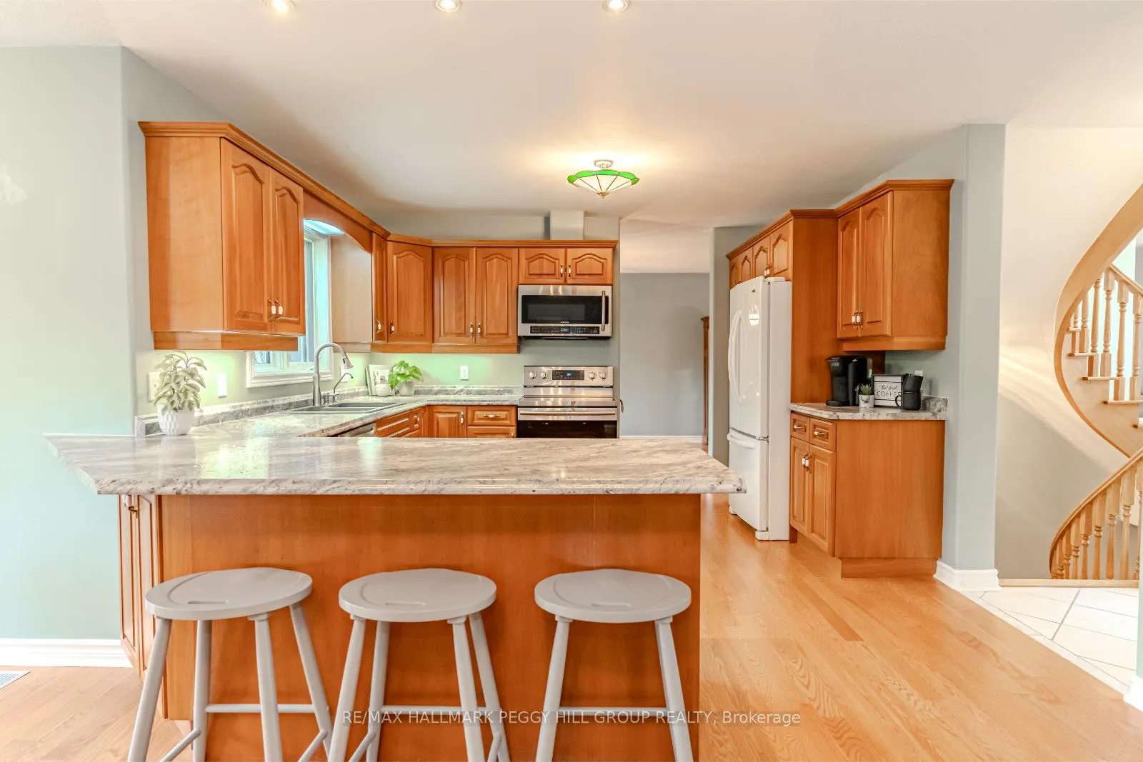 Photo 5 of 2320 7th Line, Innisfil, Rural Innisfil — HOMEH