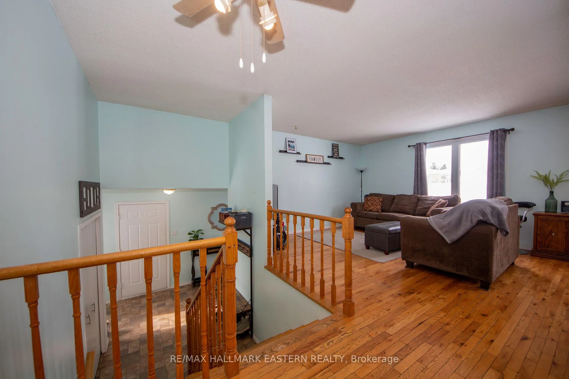 Photo 5 of 2229 Lynhaven Road, Peterborough, Monaghan Ward 2 — HOMEH