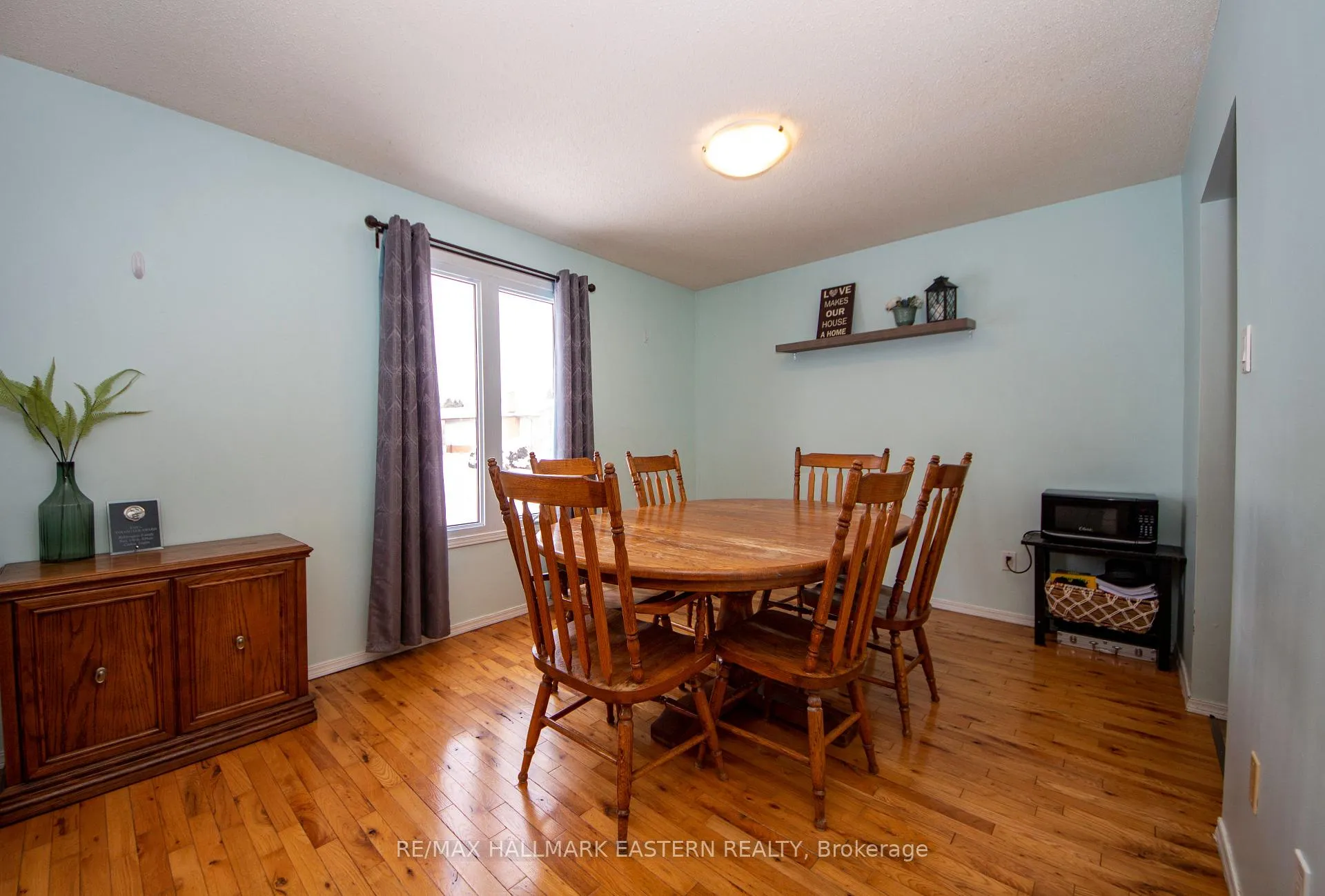 Photo 9 of 2229 Lynhaven Road, Peterborough, Monaghan Ward 2 — HOMEH