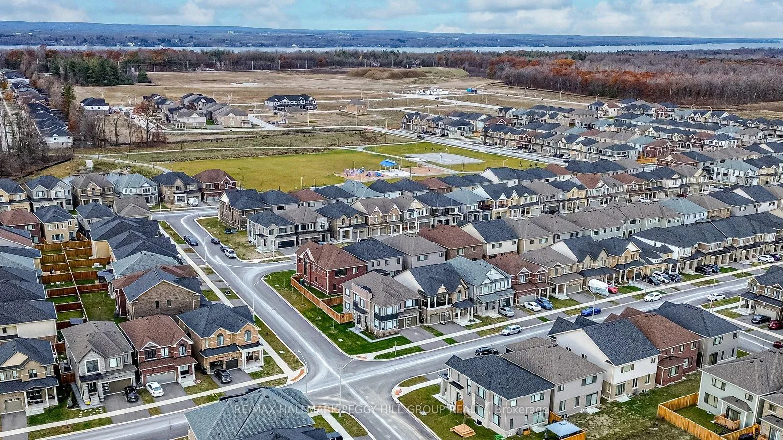 Photo 20 of 12 Valleybrook Road, Barrie, Rural Barrie Southeast — HOMEH
