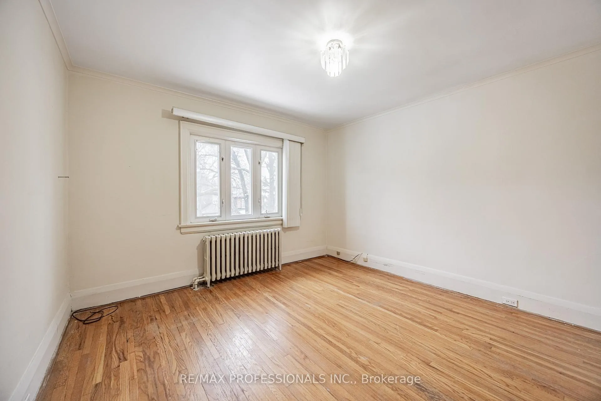 Photo 16 of 560 Atlas Avenue, Toronto, Oakwood Village — HOMEH
