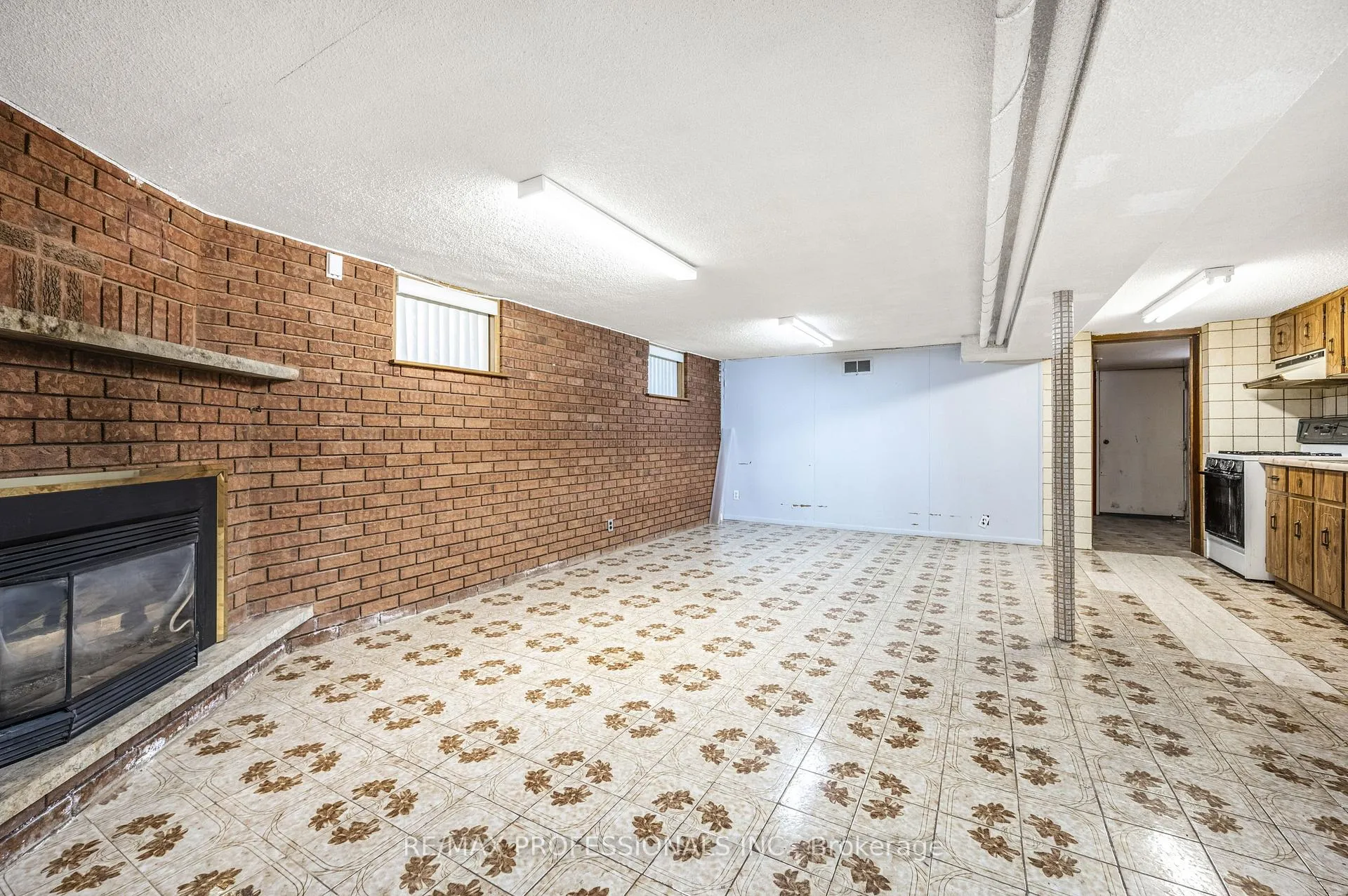 Photo 20 of 560 Atlas Avenue, Toronto, Oakwood Village — HOMEH