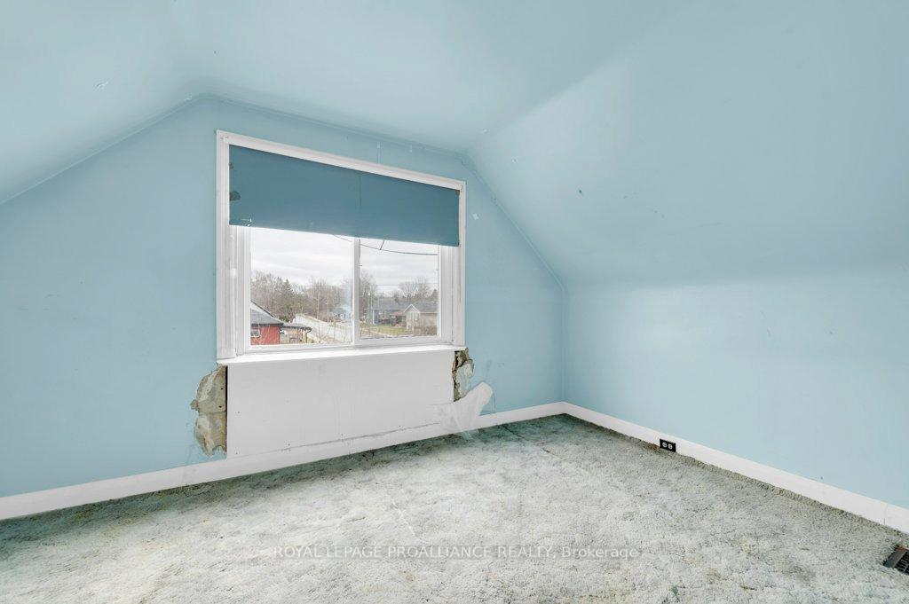 Photo 19 of 28 Russell Street, Belleville, Belleville Ward — HOMEH